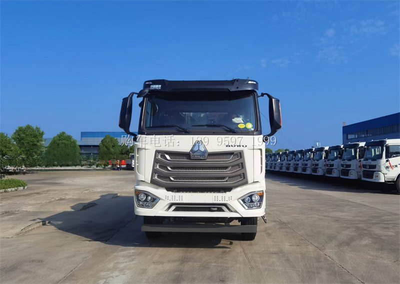 程力18方重汽豪沃NX压缩垃圾车