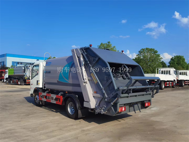 程力8方重汽豪沃压缩垃圾车