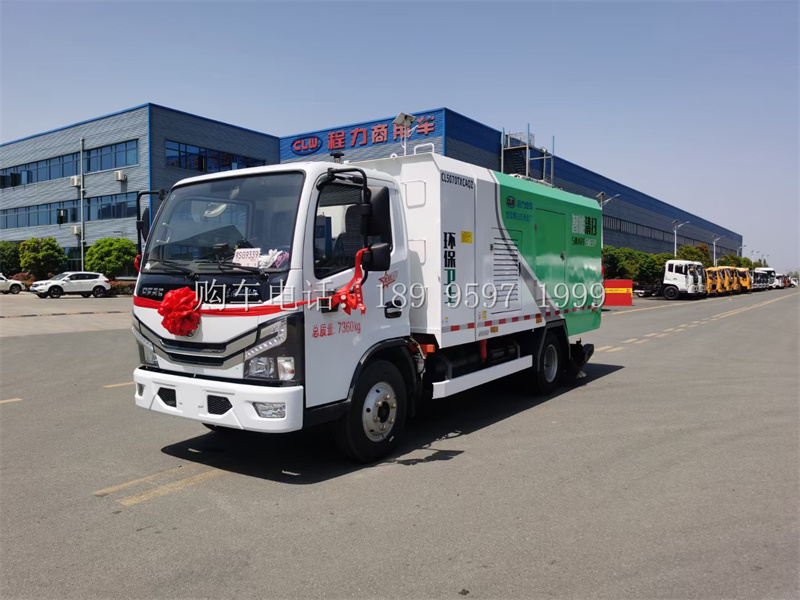 国六新一代东风小多利卡干湿两用吸尘车厂家