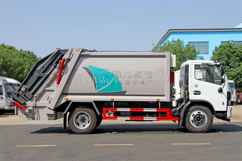 程力8方东风大福瑞卡压缩垃圾转运车厂家