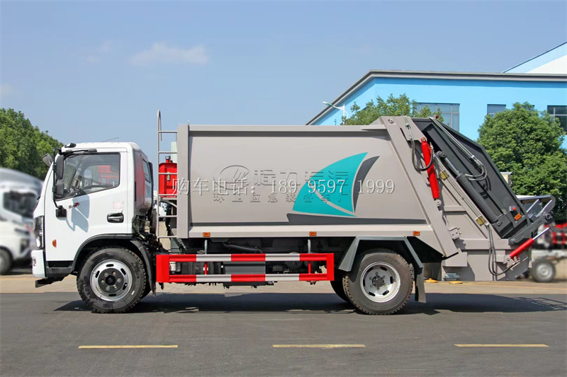 程力8方东风大福瑞卡压缩垃圾转运车厂家