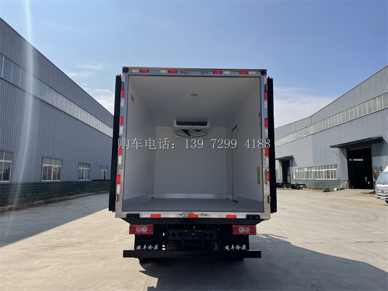 新款蓝牌4米2福田领航M5冷藏保温车现车