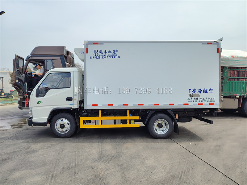 新款3米7江铃顺达小卡冷藏车多少钱