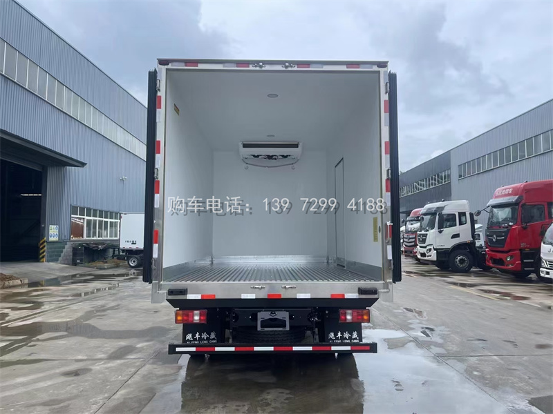 蓝牌重汽豪沃统帅宽体冷藏车4.2米厂家