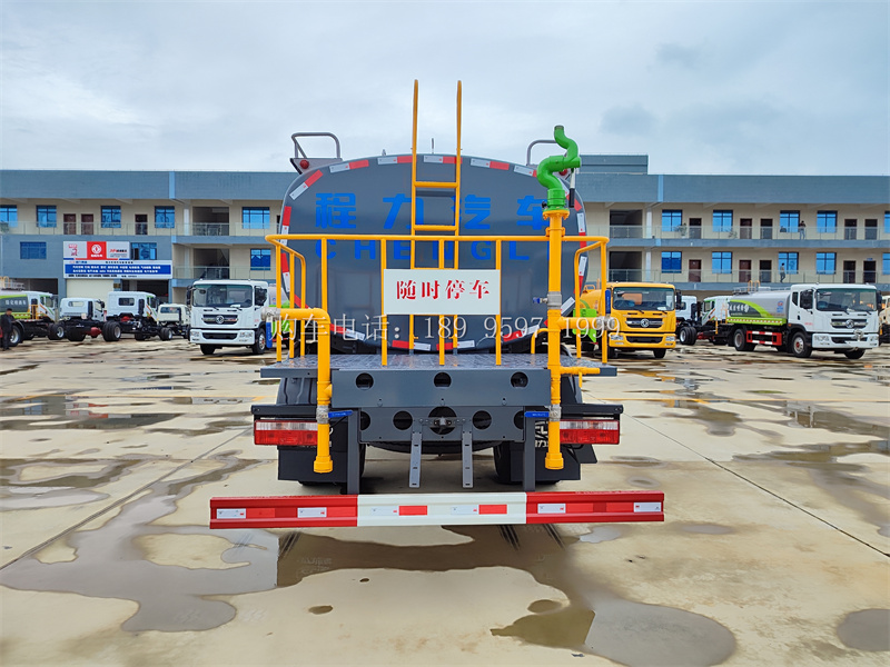 12.5方东风福瑞卡F9绿化洒水车厂家