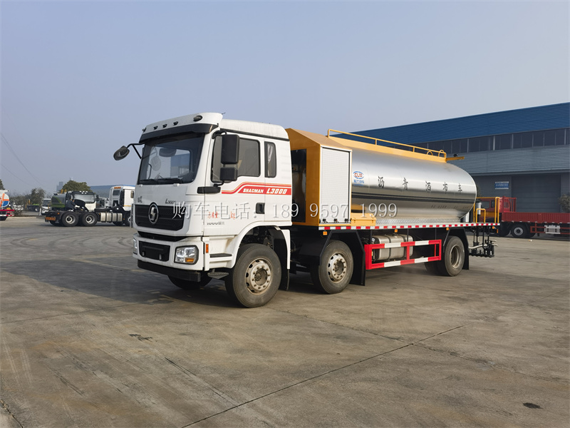 陕汽德龙小三轴(智能型)沥青洒布车多少钱