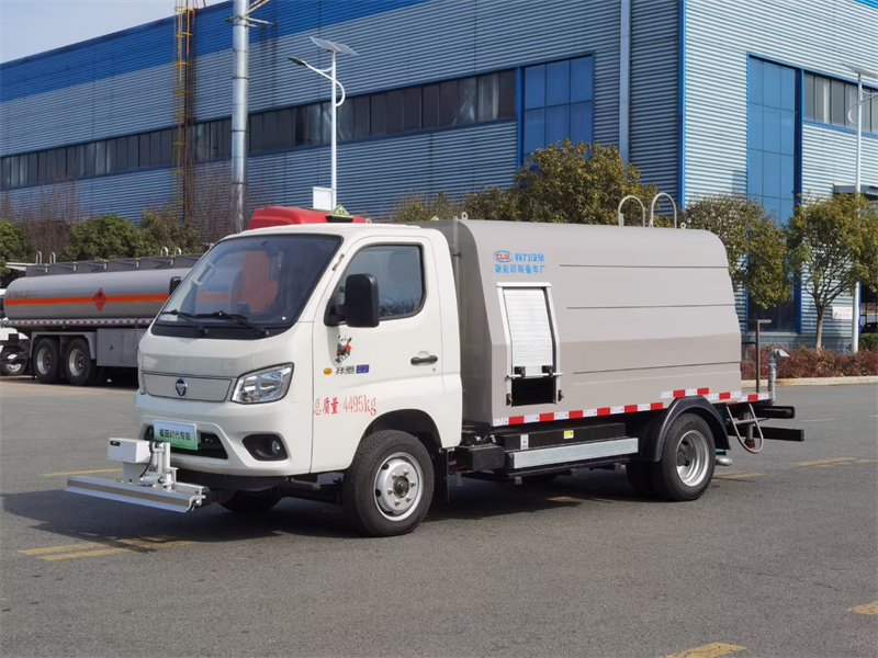 小型3方福田时代专底祥菱M2纯电动路面清洗车