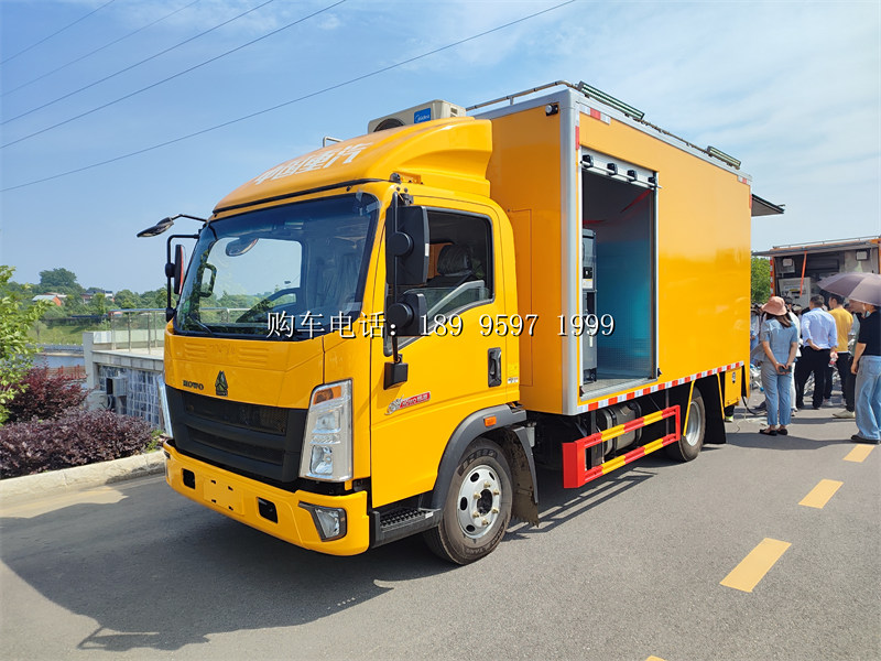 《光固化修复车：管道维护的创新之选》