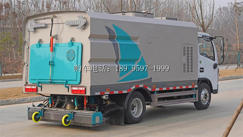 《东风小多利卡D7煤厂专用后置吸尘车:高效清洁的得力助手》