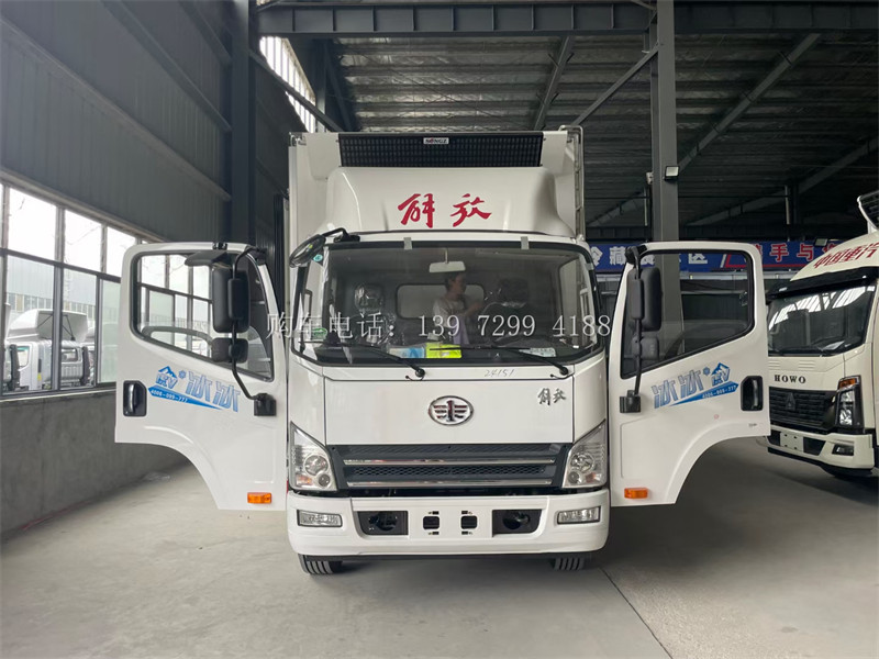 5米1解放冰冰虎V大柴180马力一排半冷藏车:冷链运输的得力助手