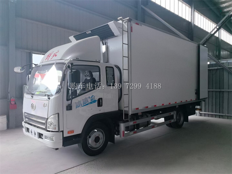 5米1解放冰冰虎V大柴180马力一排半冷藏车:冷链运输的得力助手