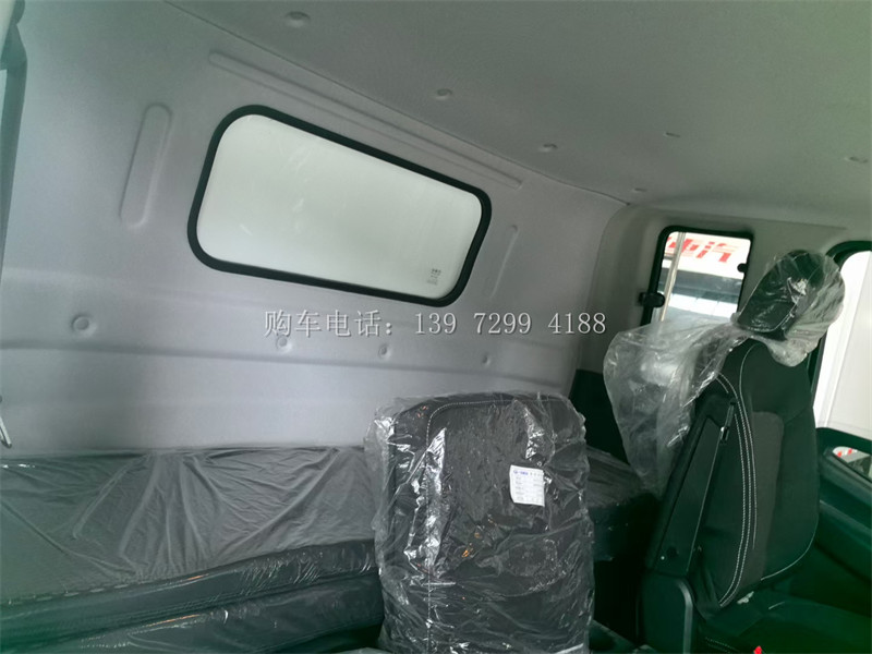5米1解放冰冰虎V大柴180马力一排半冷藏车:冷链运输的得力助手