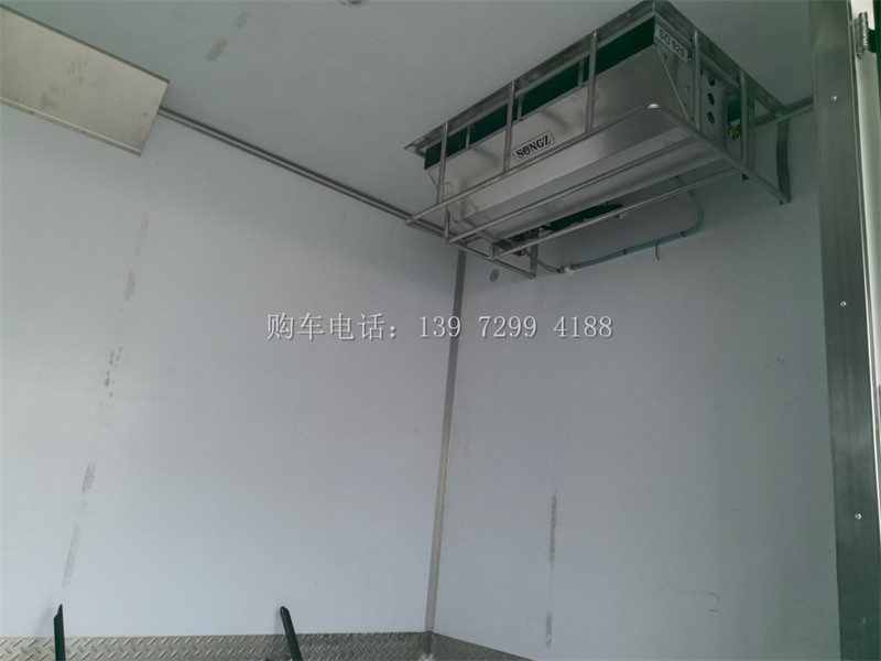 5米1解放冰冰虎V大柴180马力一排半冷藏车:冷链运输的得力助手