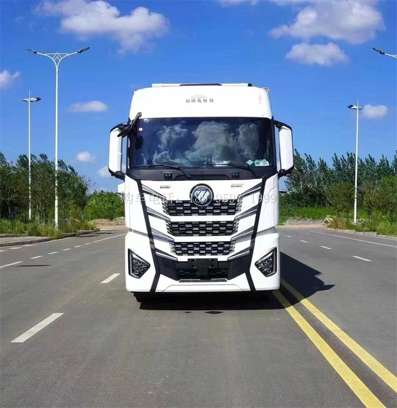 出口型9米6前四后八福田欧曼GTL冷藏车:冷链运输的卓越使者