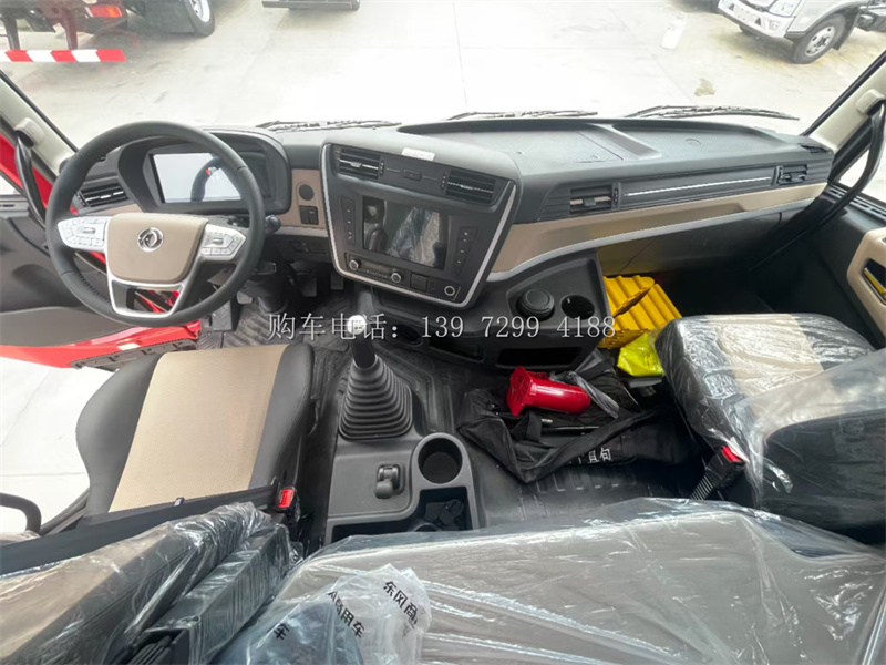 2024年新款9米6东风天锦PLUS大单桥天然气冷藏车:冷链运输的革新力量