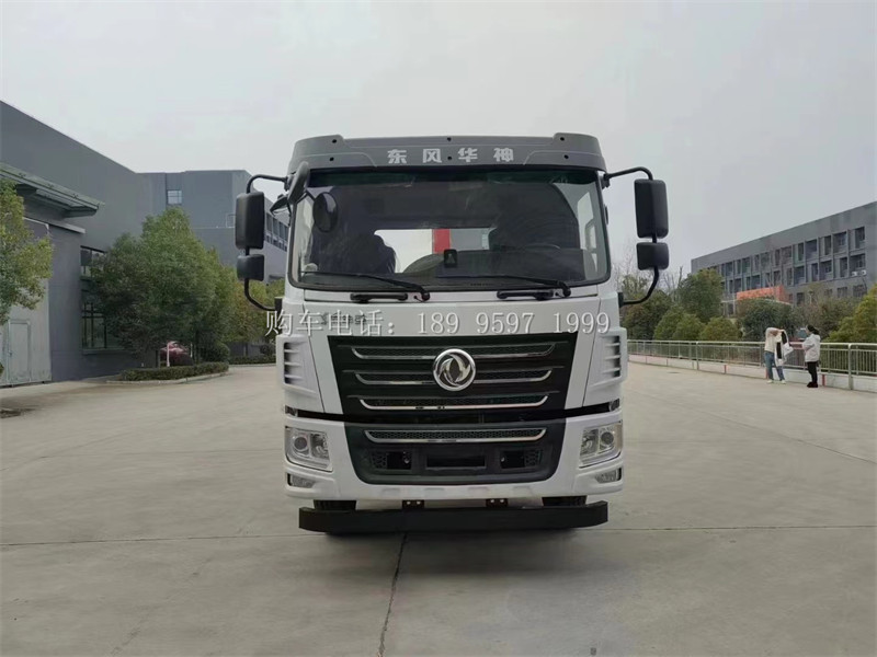 东风华神F9勾臂式垃圾车:城市清洁的高效能手