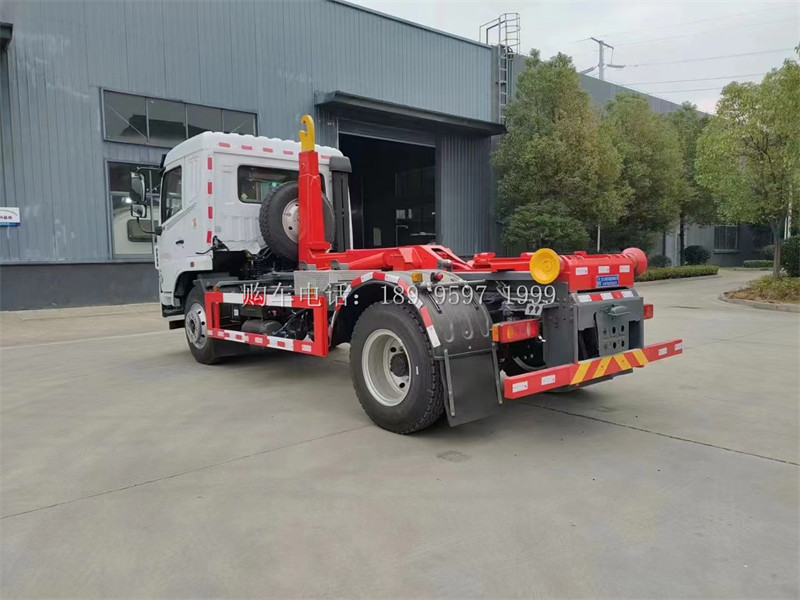 东风华神F9勾臂式垃圾车:城市清洁的高效能手