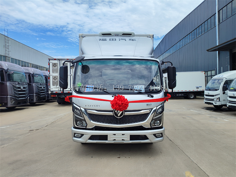 福田奥铃北极熊康明斯160马力冷藏车:冷链运输新势力