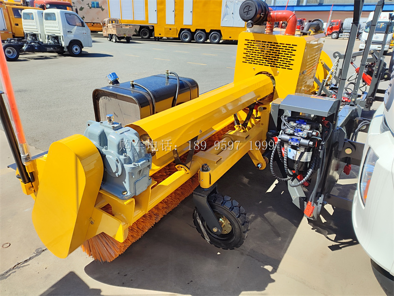 东风天锦除雪车:冰雪中的卫士