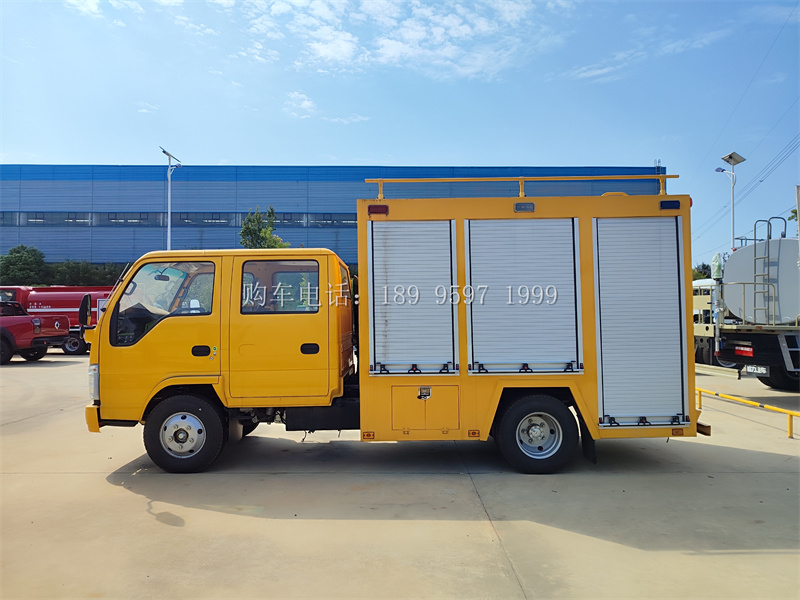 五十铃双排座抢险救援车:生命的守护者与希望的承载者