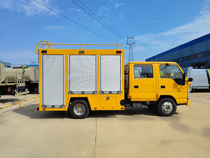 五十铃双排座抢险救援车:生命的守护者与希望的承载者