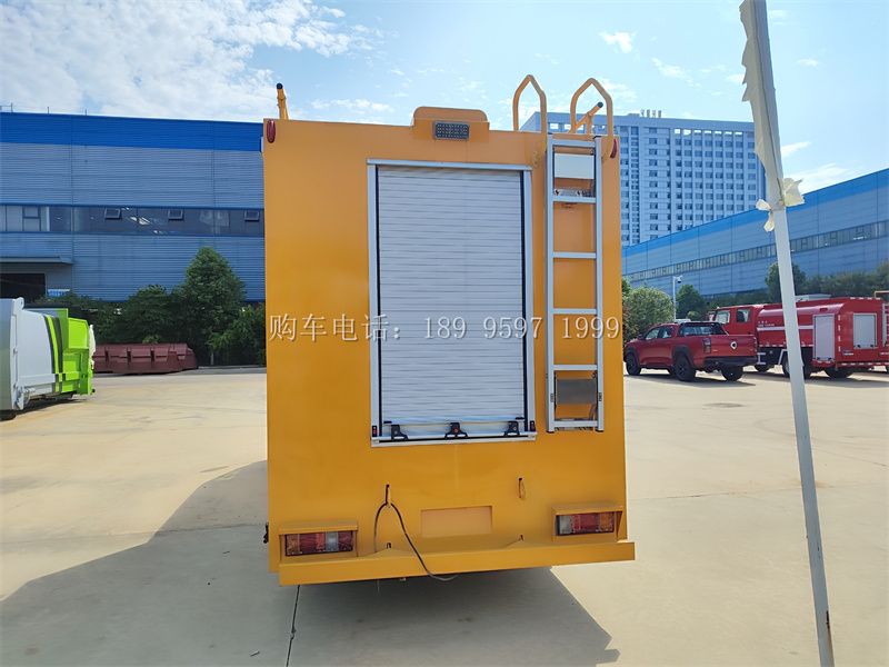 五十铃双排座抢险救援车:生命的守护者与希望的承载者