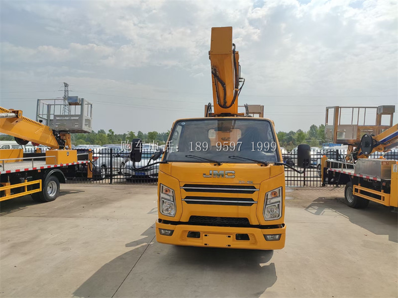 蓝牌28米江铃顺达高空作业车:高空舞者,安全先锋