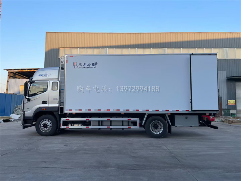 中长途冷链优选 福田欧曼行星7米8冷藏车产品解析