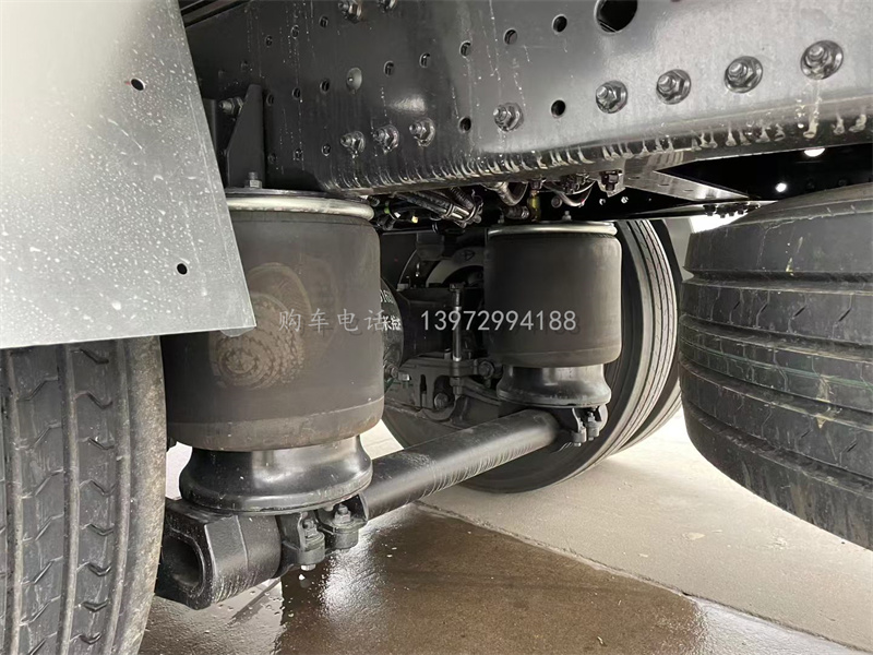 高端冷链旗舰 福田欧曼银河3 6米8自动挡冷藏车全解